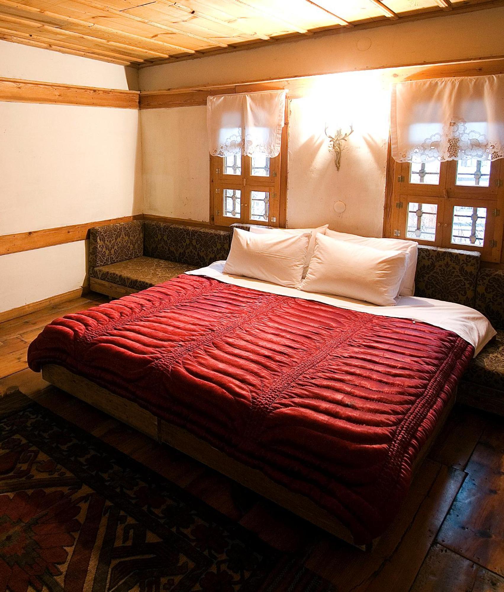 Hotel Gulevi 3*