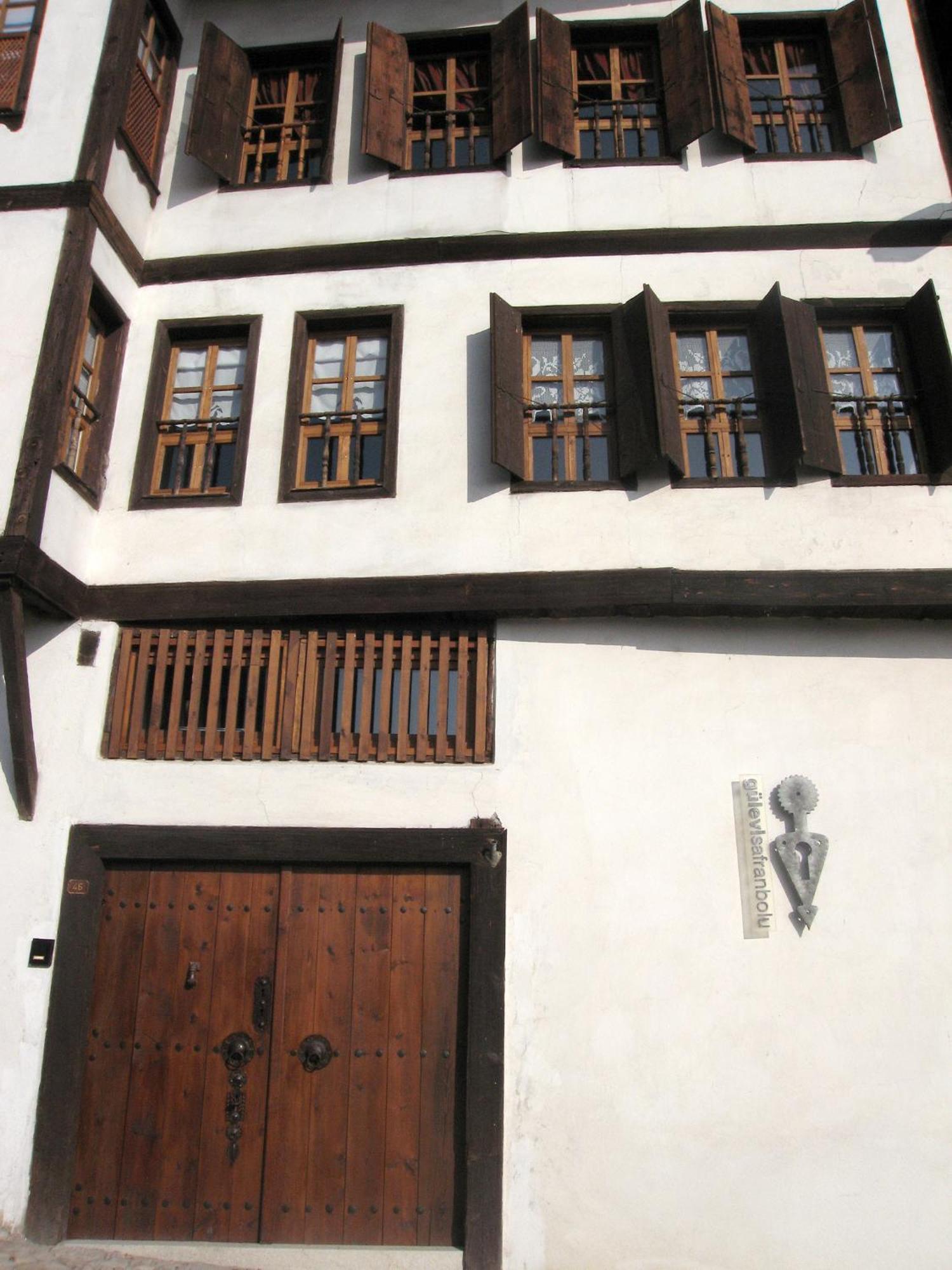 Hotel Gulevi