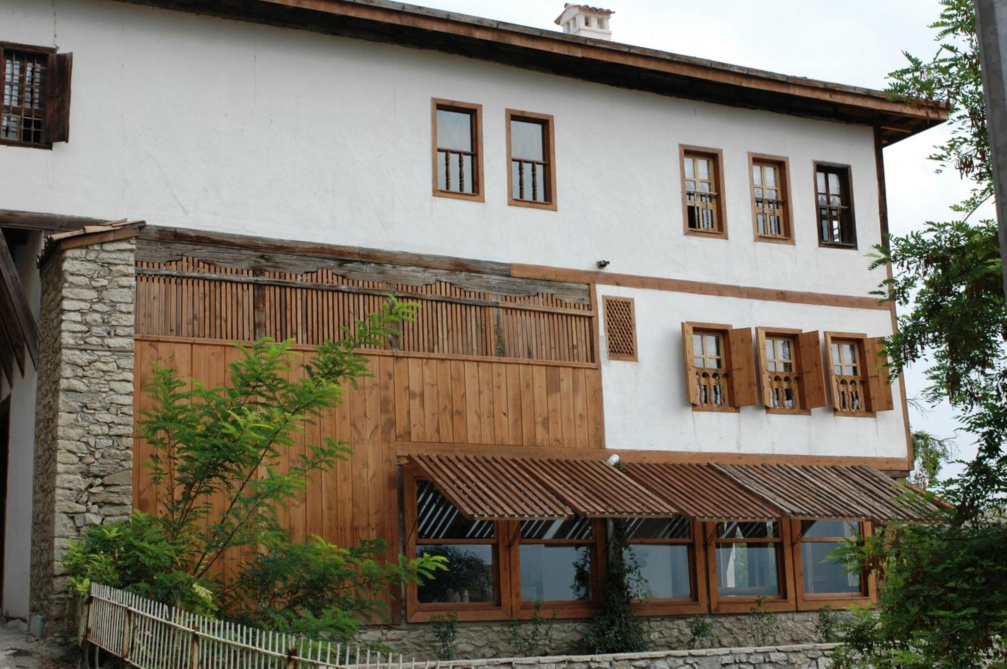 Hotel Gulevi 3*